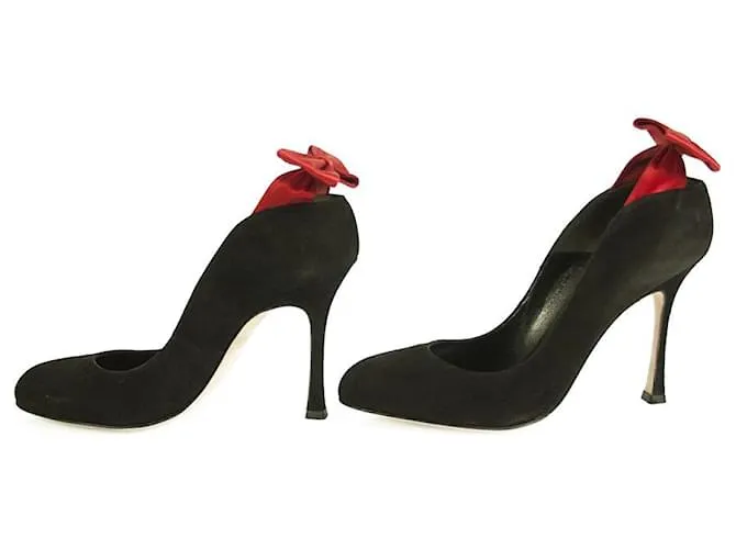 Brian Atwood Black Suede Red Satin Bow Classic Pumps Tacones Zapatos - Tamaño 40 Negro 