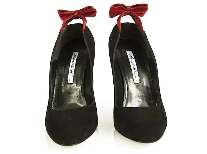 Brian Atwood Black Suede Red Satin Bow Classic Pumps Tacones Zapatos - Tamaño 40 Negro 