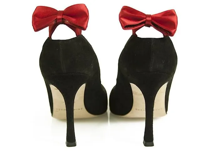 Brian Atwood Black Suede Red Satin Bow Classic Pumps Tacones Zapatos - Tamaño 40 Negro 