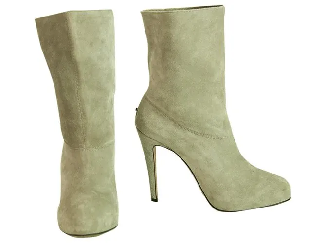 Brian Atwood Botines de piel de gamuza gris Pull On Becerro Botines Botas Tacones Tamaño de zapatos 37 