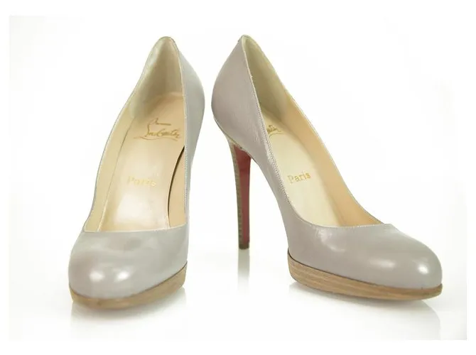 Christian Louboutin 120mm Bombas de plataforma de color lila claro con punta redonda Talla de tacones 40 Púrpura 