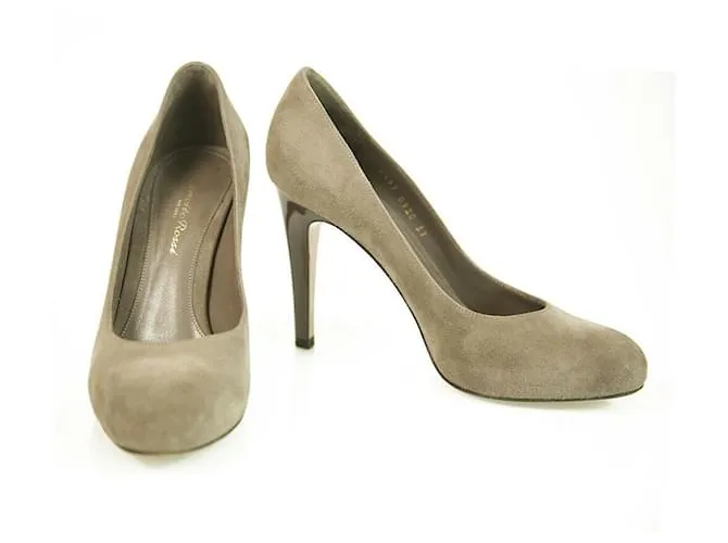 Gianvito Rossi Taupe Suede Round Toe Pumps Delgado Tacones altos Tamaño de los zapatos 37 Gris pardo 