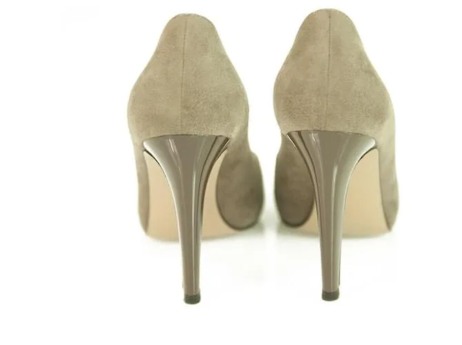 Gianvito Rossi Taupe Suede Round Toe Pumps Delgado Tacones altos Tamaño de los zapatos 37 Gris pardo 