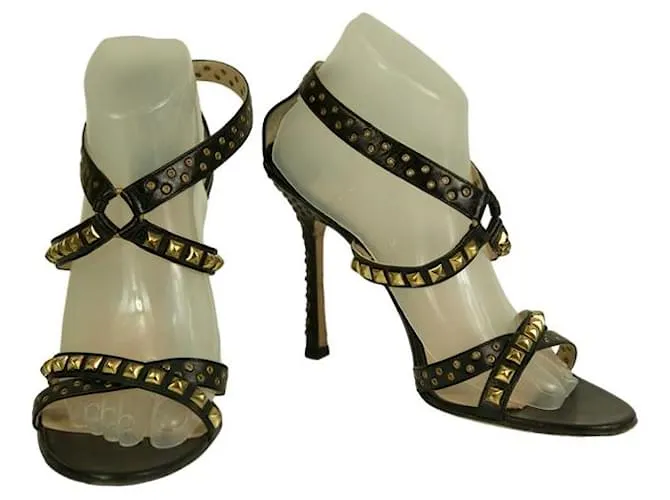 Jimmy Choo Inga Tachuelas de cuero negro Ojales Sandalias de tiras Tacones talla de zapatos 40 