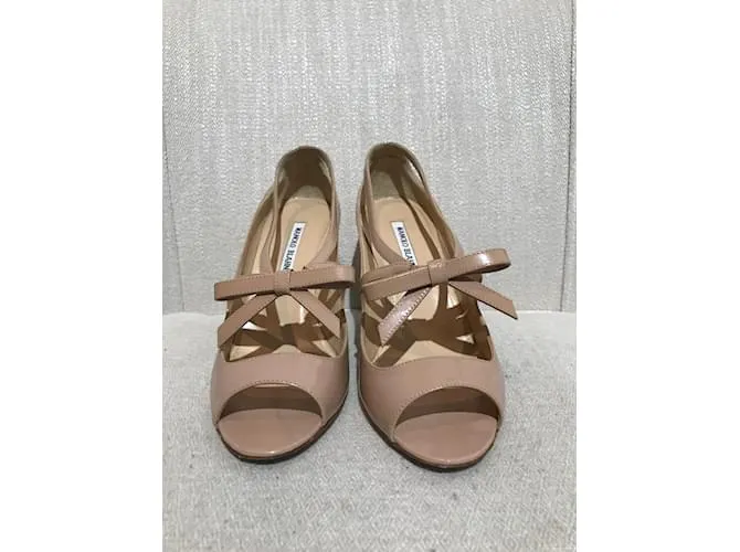 MANOLO BLAHNIK Tacones T.UE 36.5 Charol Beige 