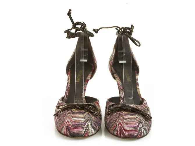 Missoni Purple Hues Fabric Brown Charol Correa de tobillo Tacones zapatos de bombas 37 Multicolor 