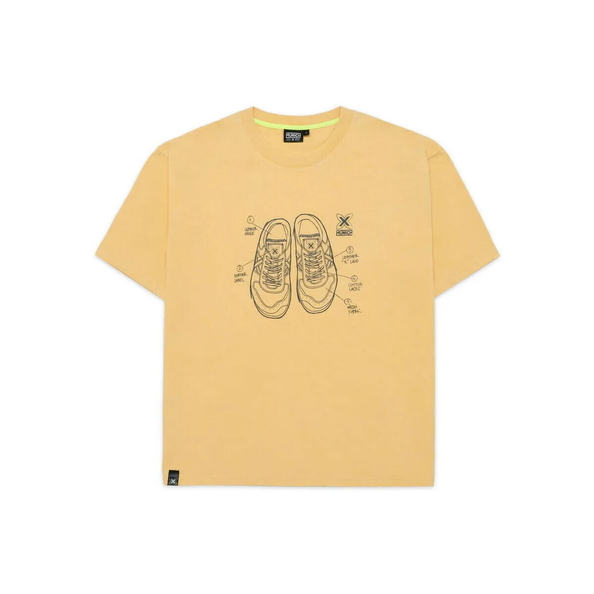 T-shirt sneakers