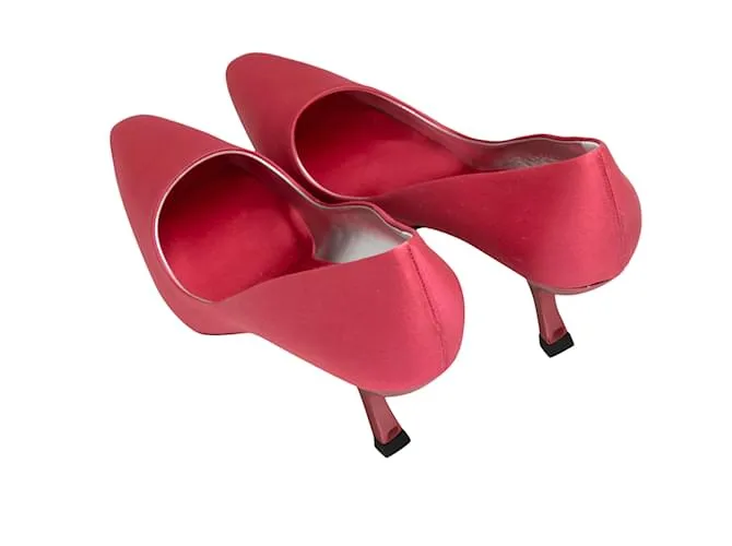 Tacones Comma con punta en punta de satén Roger Vivier rosa Talla 39 