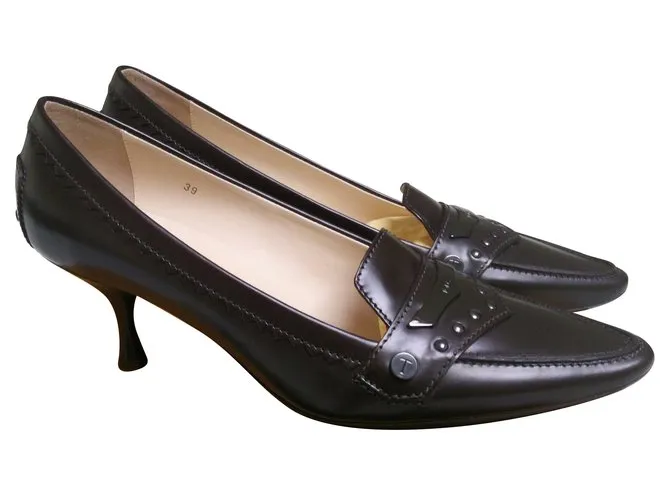 Tod's Tacones Marrón oscuro 