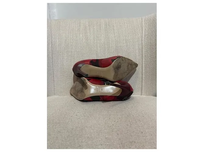 VALENTINO GARAVANI Tacones T.UE 35 Cuero Roja 